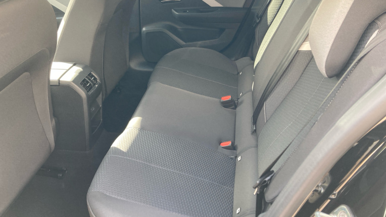 Vauxhall Astra 1.2 Turbo 130 Griffin [Tech Pack] 5dr Petrol Hatchback